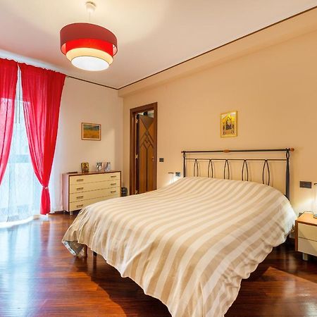 A Casa Di Sara Ermy Bed & Breakfast Bari Luaran gambar
